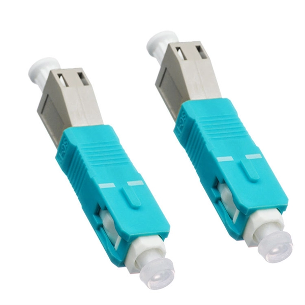 How many cores does the Bahamas Telecom fiber optic cable have 