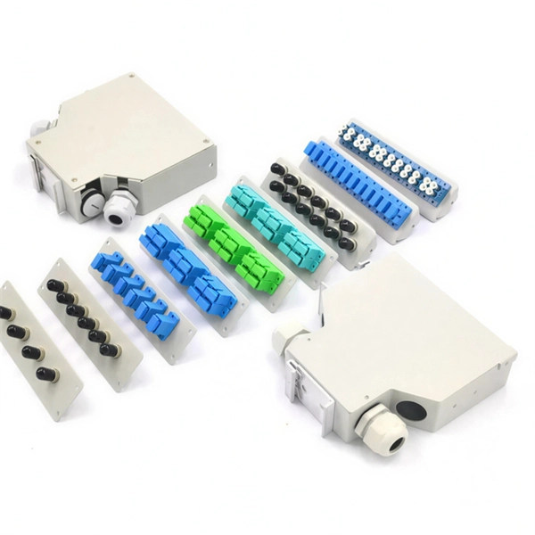 Photovoltaic distribution box cable lugs