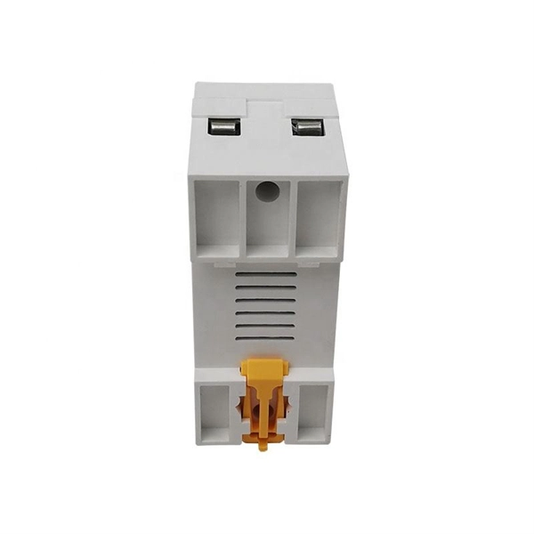 Voltage adjustment in the distribution box