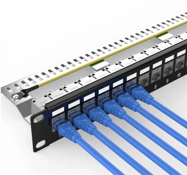 What are the classifications of outdoor optical cables