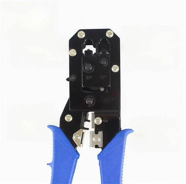 How much fiber optic cable should be left after splicing 