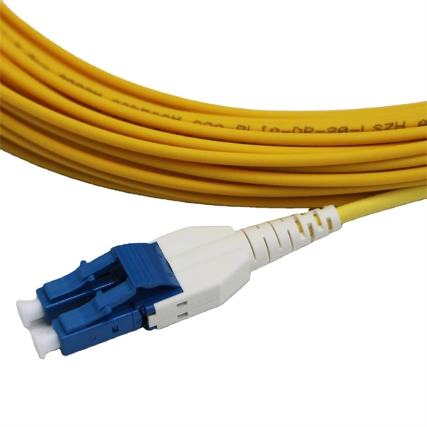 Which fiber optic cable should the router be connected to