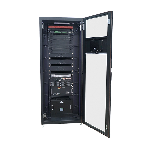 Copper plate connecting the distribution box